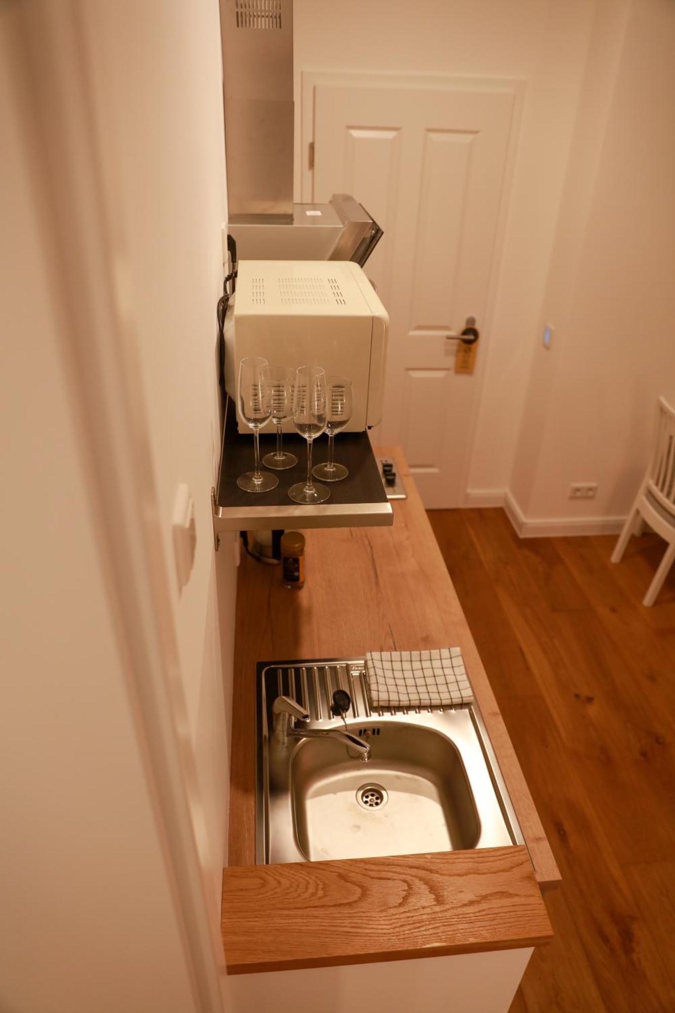 Boutique Hotel Pension Luisengruen Kueche 1Gbs Wlan Netflix Disney Magentatv Chemnitz  Exteriér fotografie